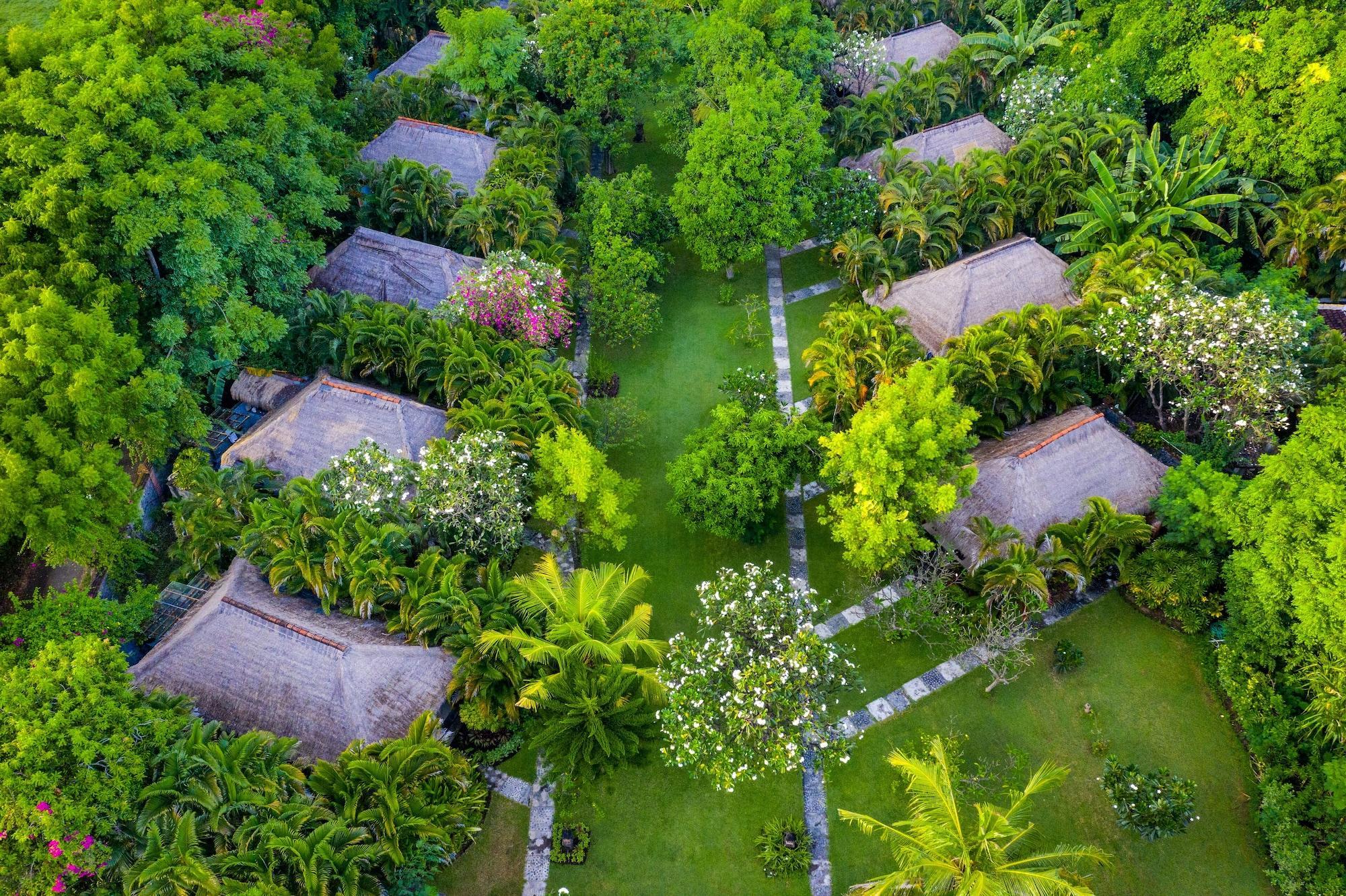 Taman Selini Wahana Beach Resort Пемутеран Екстер'єр фото