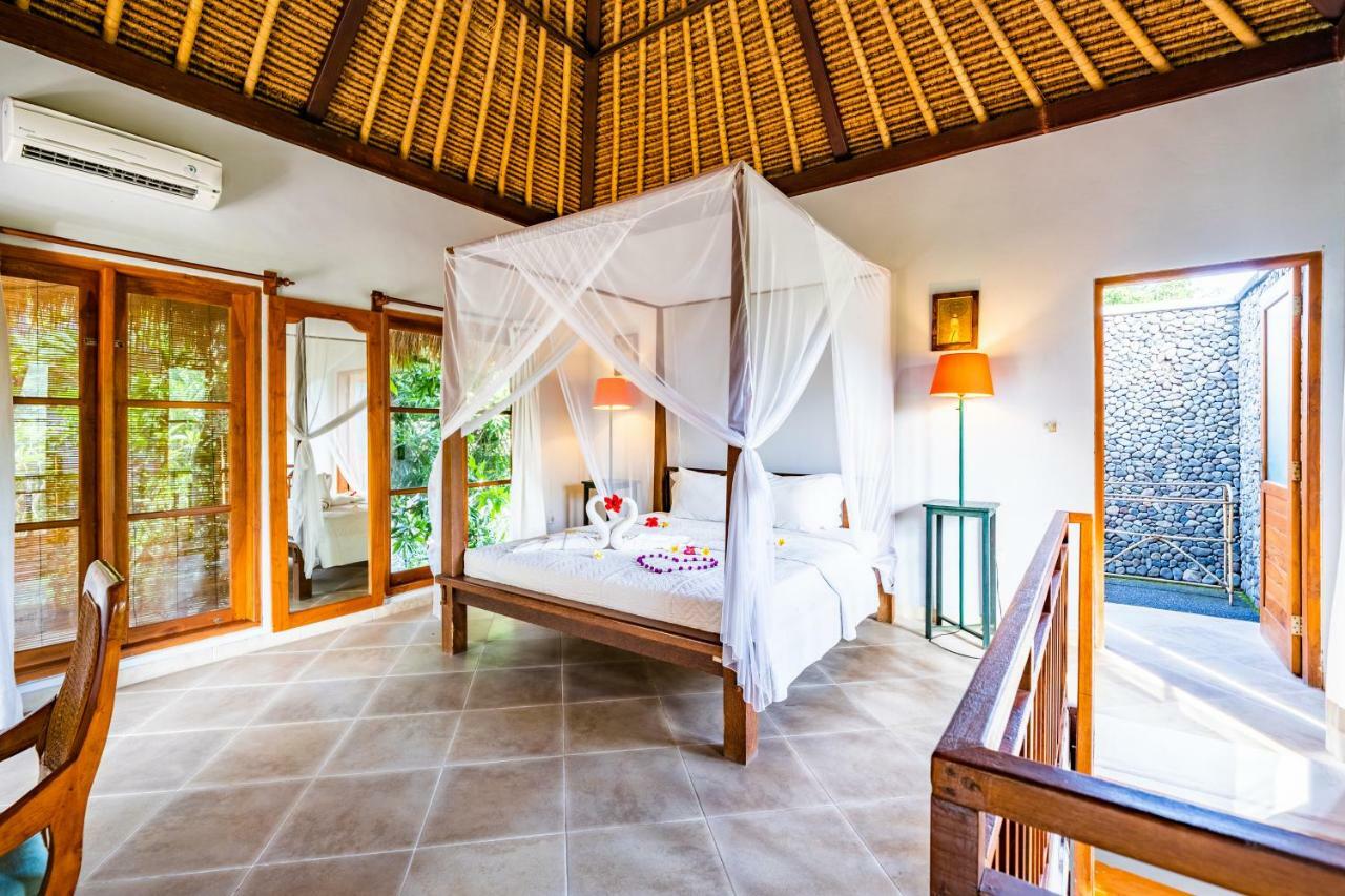 Taman Selini Wahana Beach Resort Пемутеран Екстер'єр фото