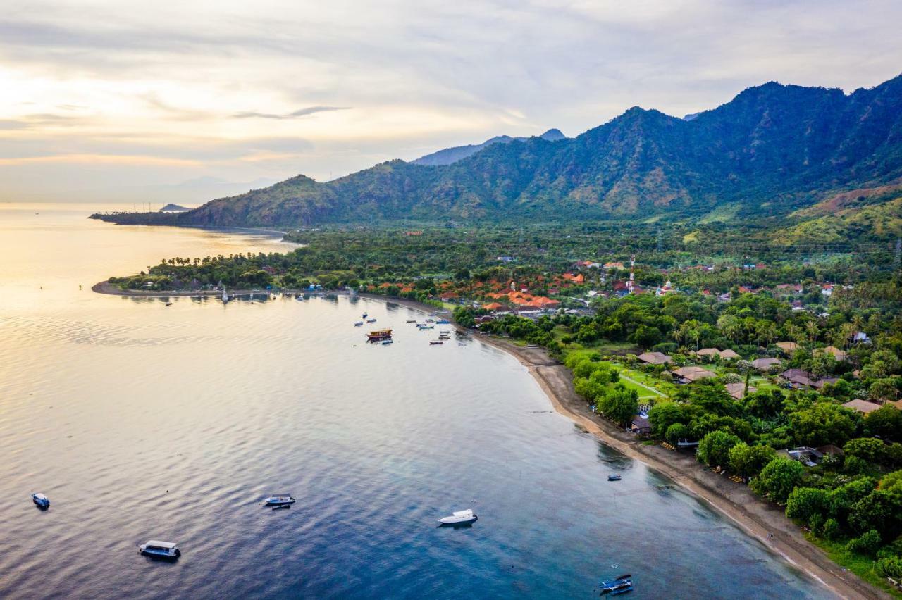 Taman Selini Wahana Beach Resort Пемутеран Екстер'єр фото