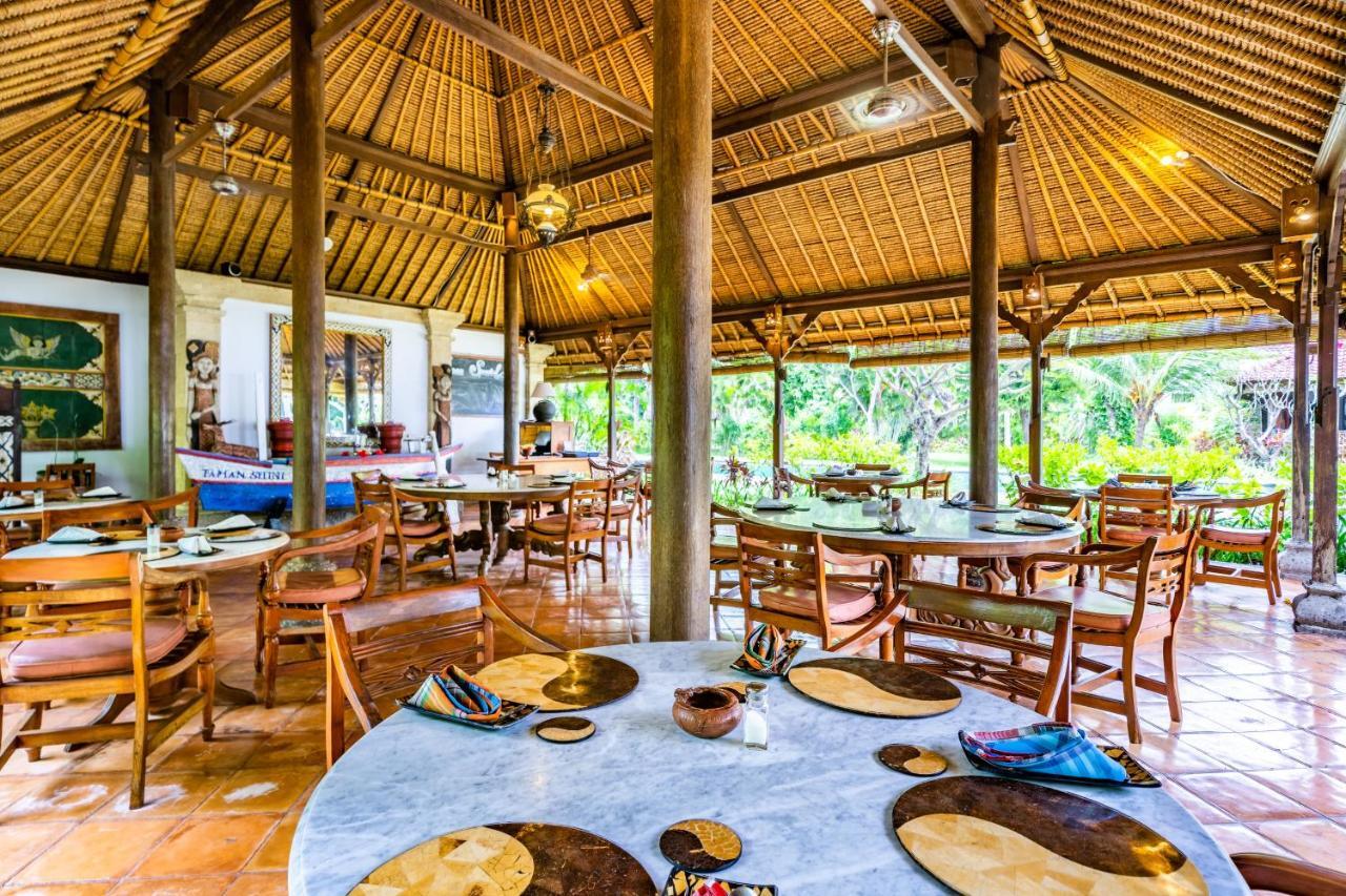 Taman Selini Wahana Beach Resort Пемутеран Екстер'єр фото